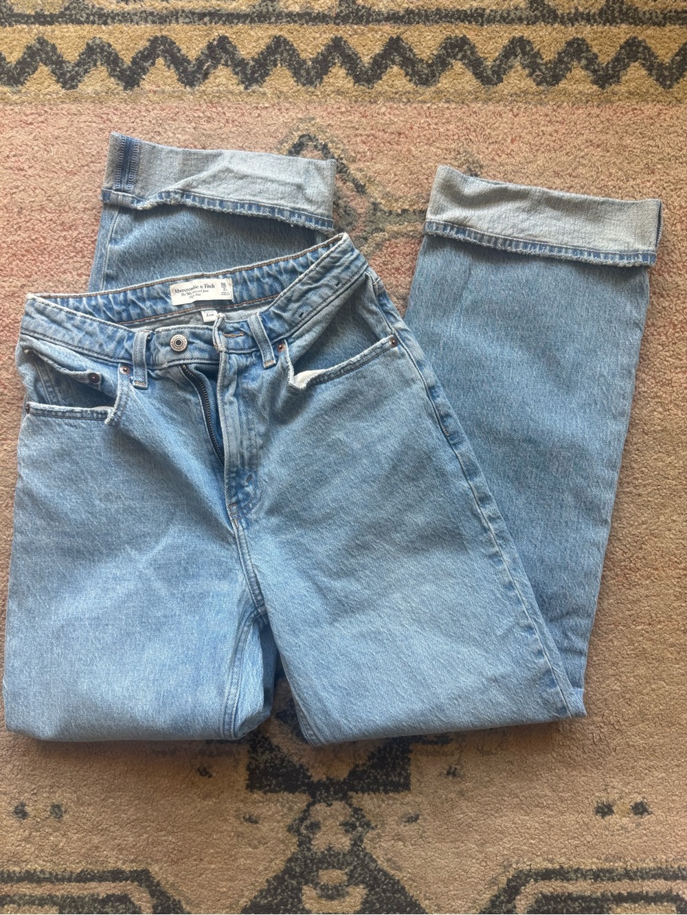 Abercrombie & Fitch The 90s Relaxed Jean curve love Size 26/2 chic minimalist - Picture 2 of 4